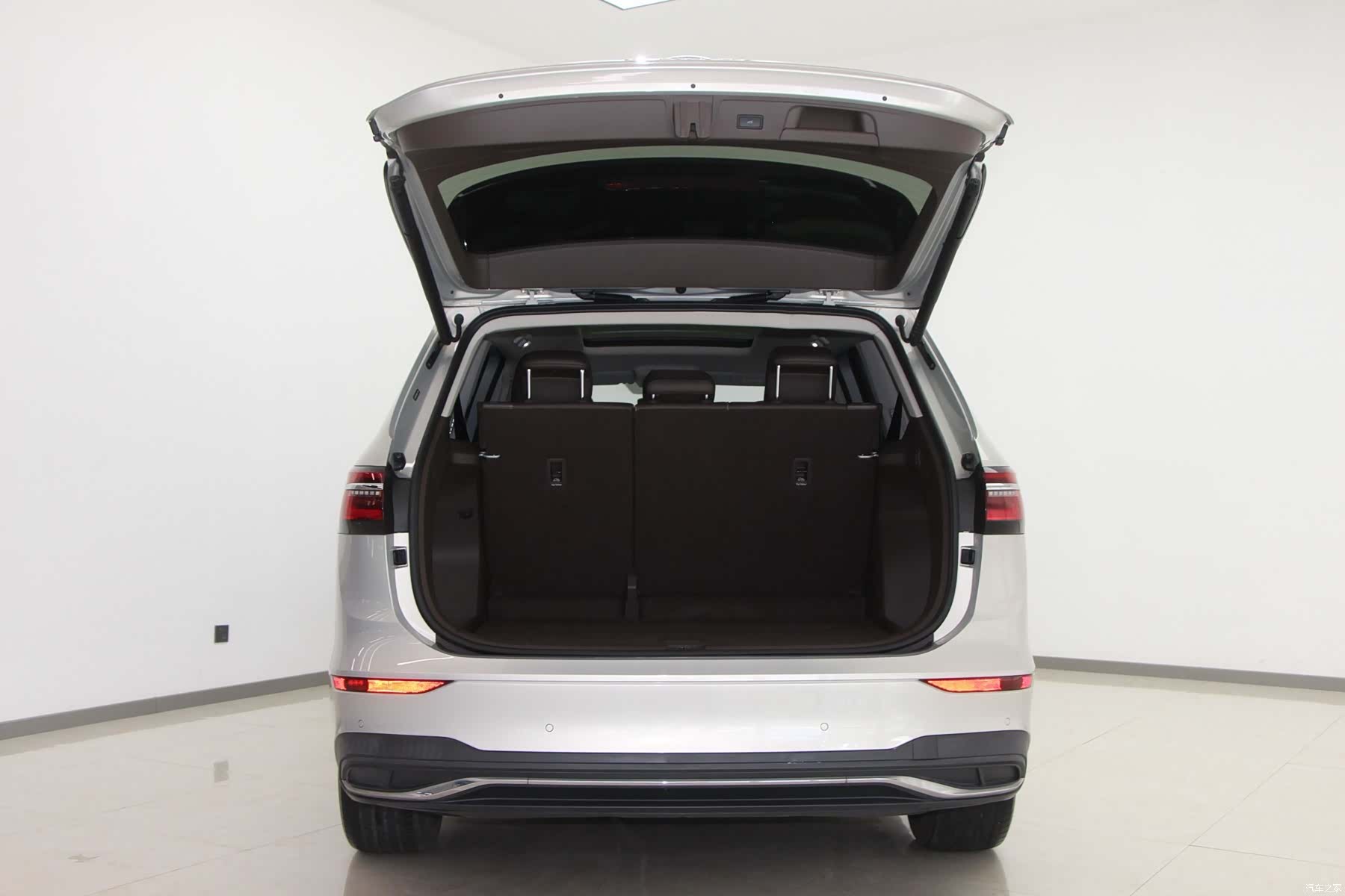 Volkswagen Viloran, 2022 14