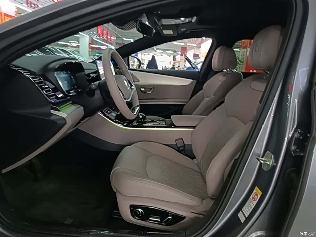 BYD Han, 2025 15