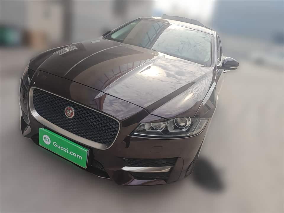 Jaguar XF
