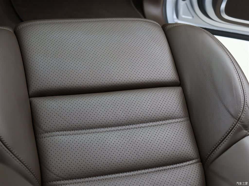 Porsche Cayenne, 2015 25
