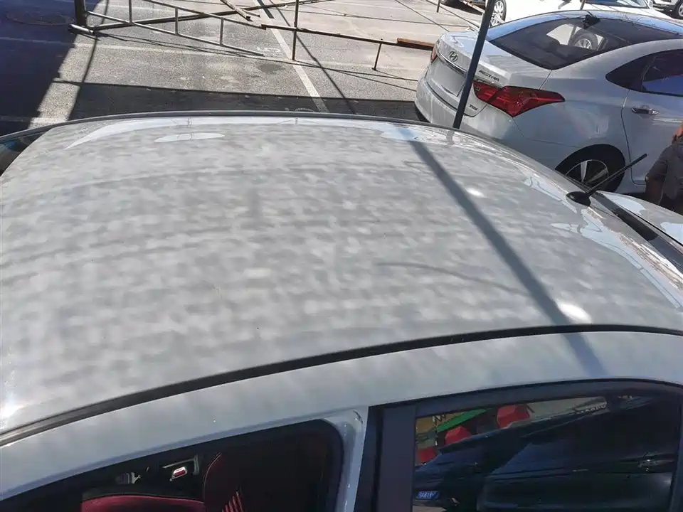 Toyota YARiS L to enjoy