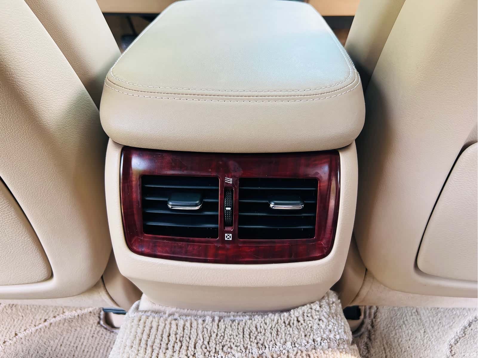 Toyota Crown, 2011 20