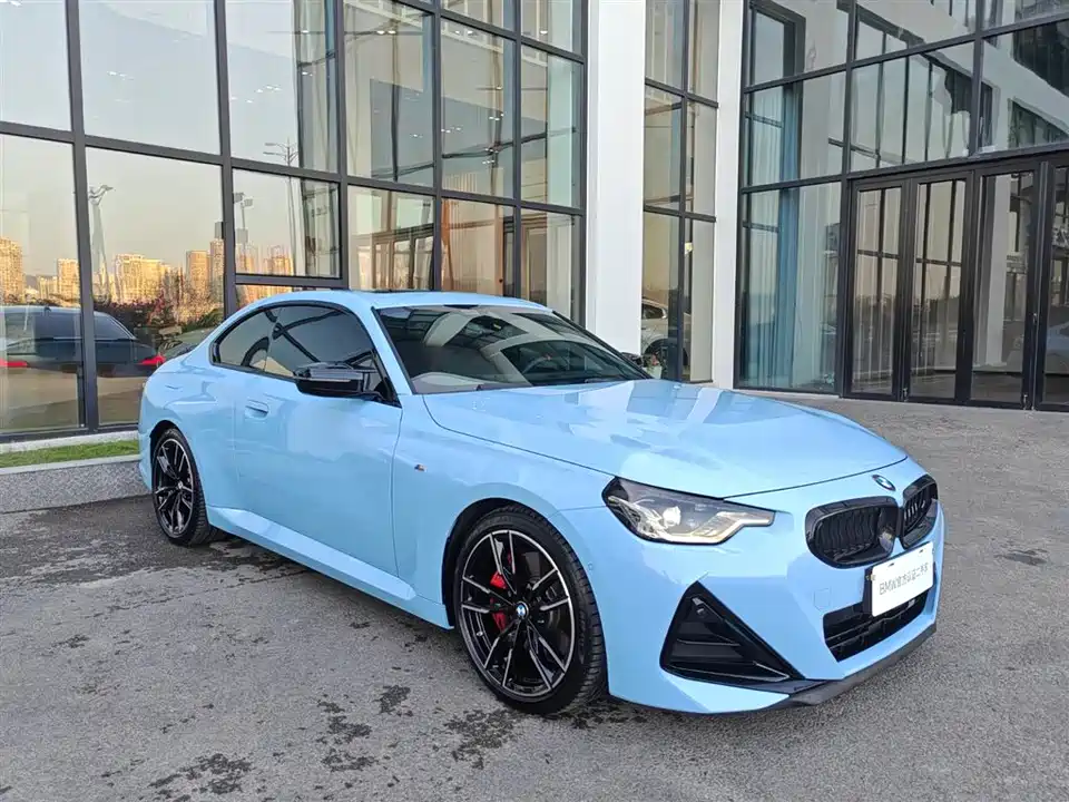 BMW M240i