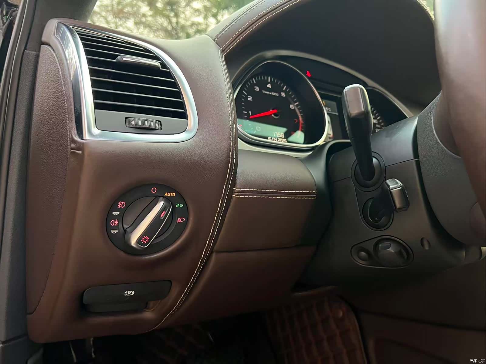 Audi Q7, 2013 17