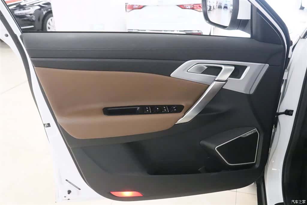 Geely Boyue, 2018 12