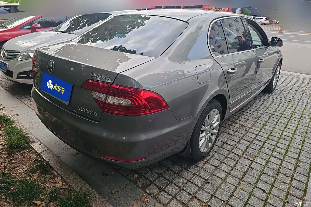 Skoda Superb, 2014 3