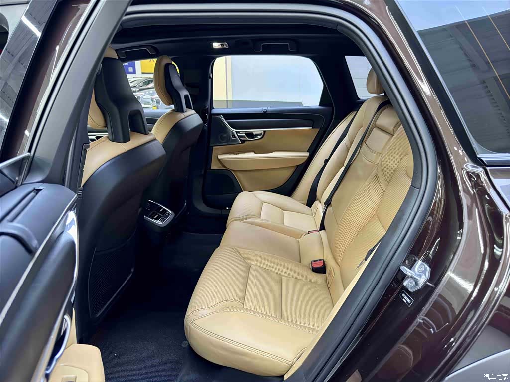 Volvo V90, 2019 6