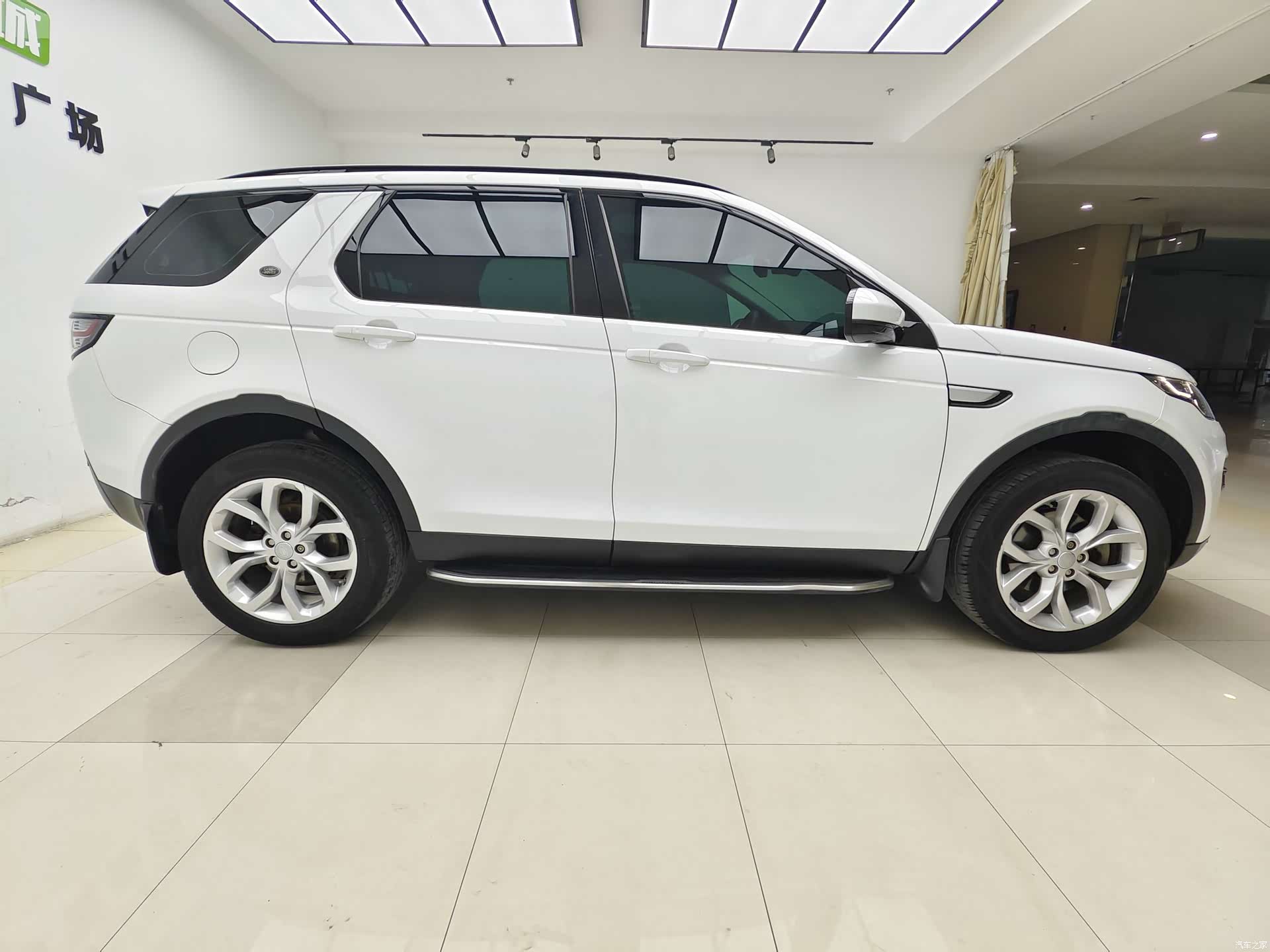 Land Rover Discovery, 2016 4