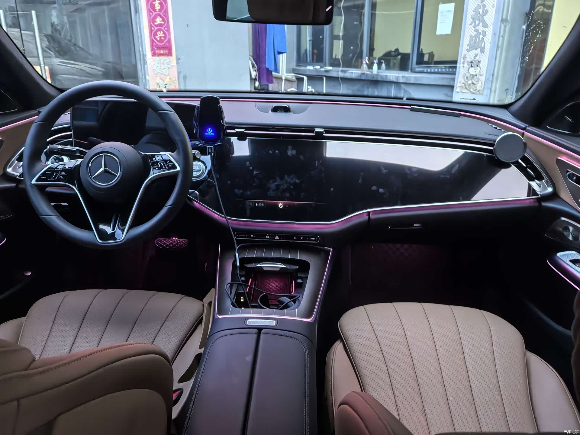 Mercedes-Benz E-Class, 2025 14