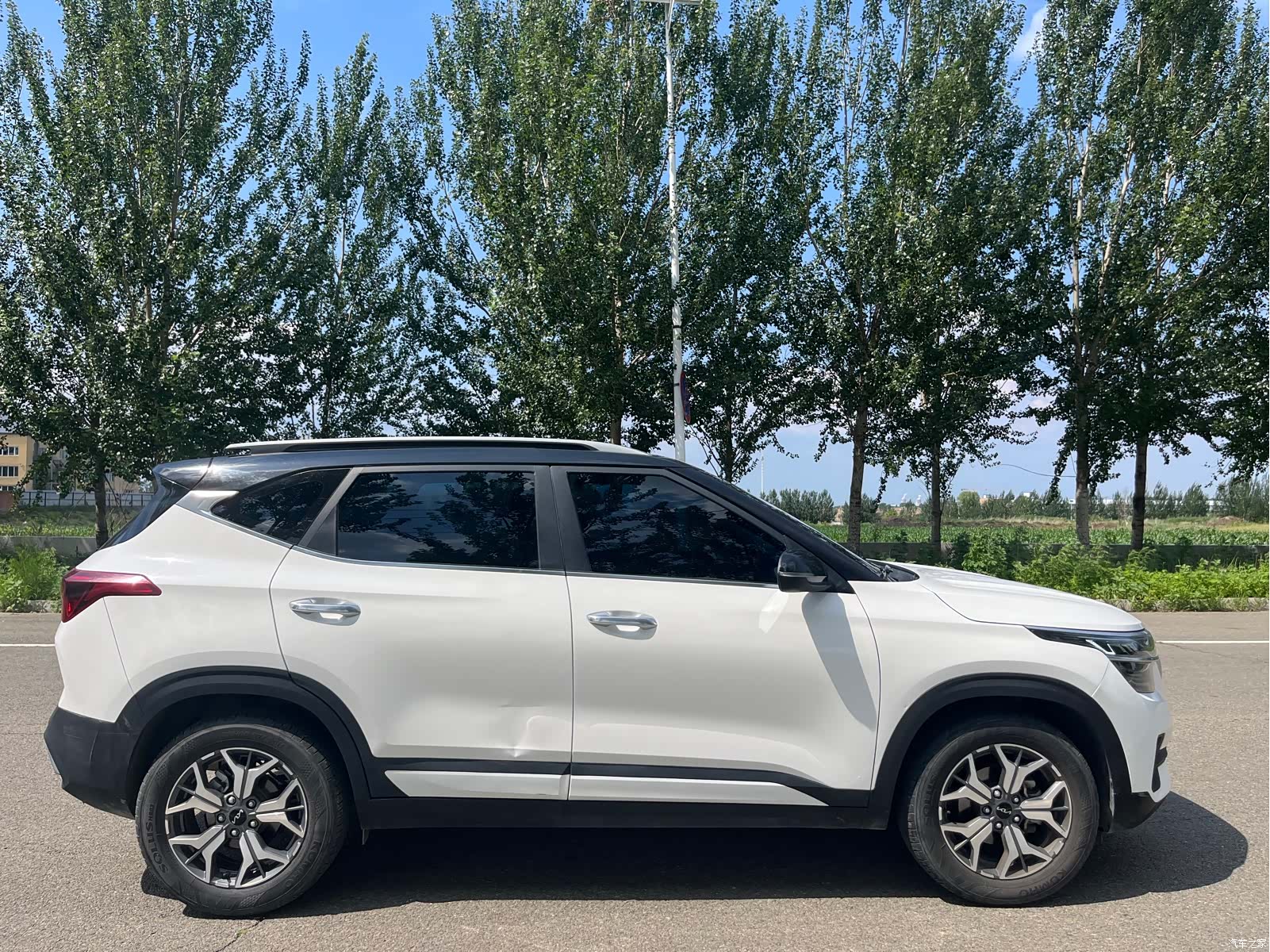 Kia KX3, 2022 3