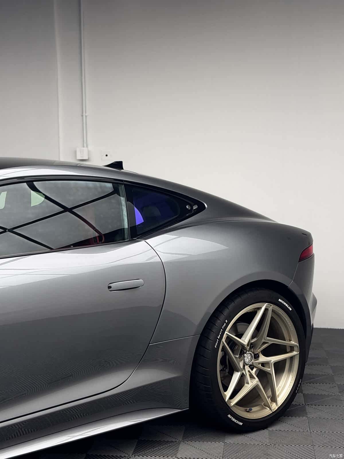 Jaguar F-TYPE, 2024 все фото