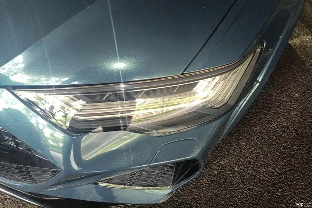 Audi A6, 2022 все фото