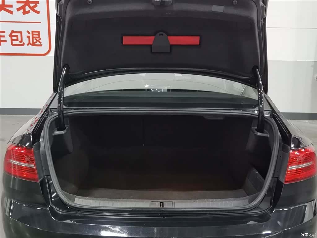 Volkswagen Magotan, 2018 16
