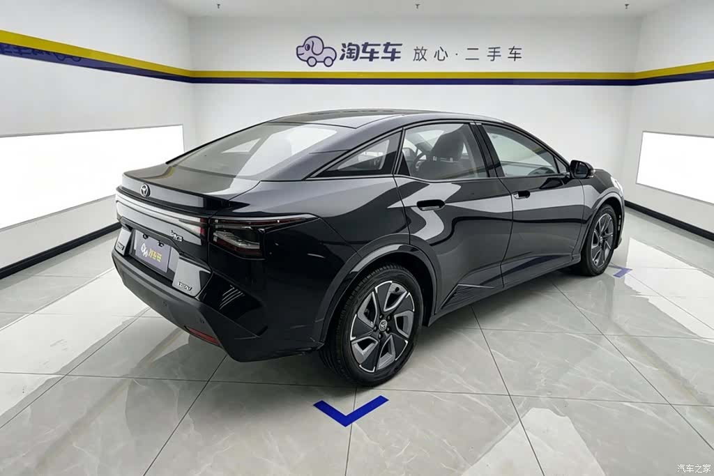 Toyota bZ3, 2026 3