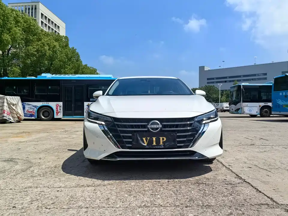 Nissan Xuan Yi