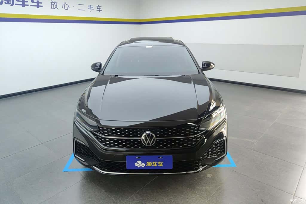 Volkswagen Passat, 2024 2