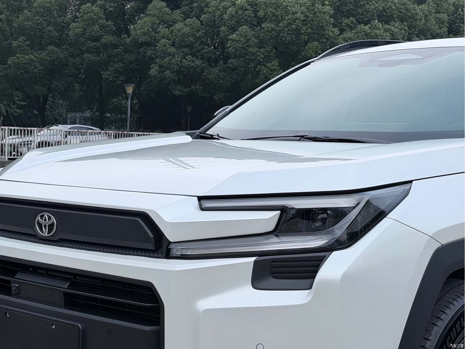 Toyota RAV4, 2026 9