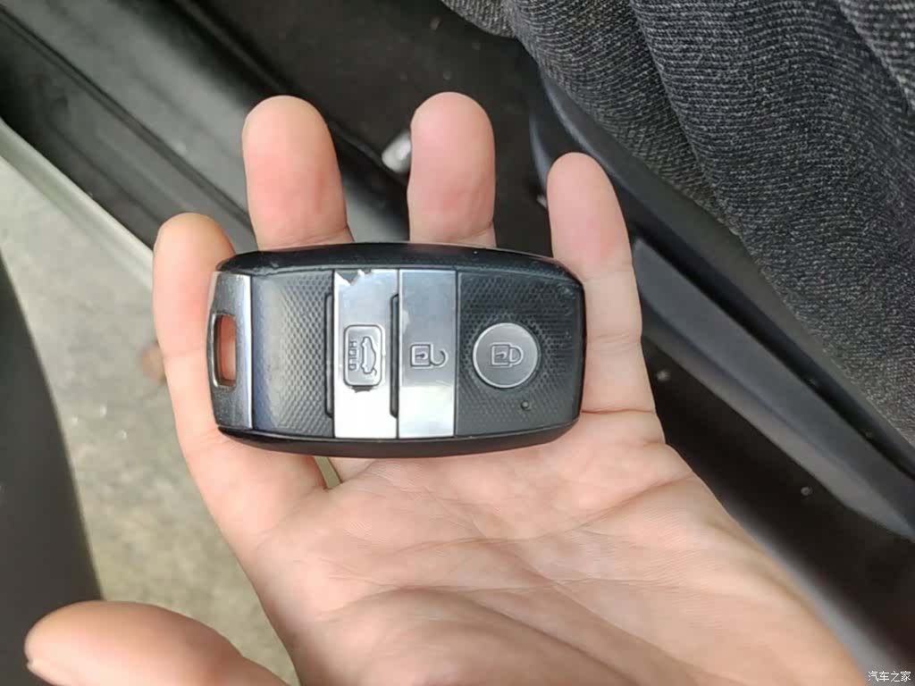 Kia K3, 2015 9