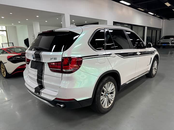 BMW X5 2014 xDrive35i Leading