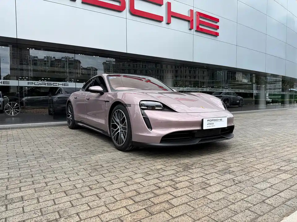 Porsche Taycan