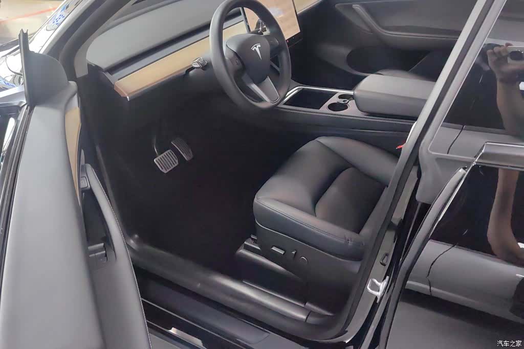 Tesla Model Y, 2022 9