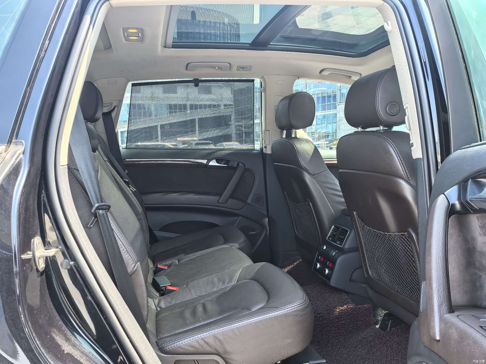 Audi Q7, 2015 11