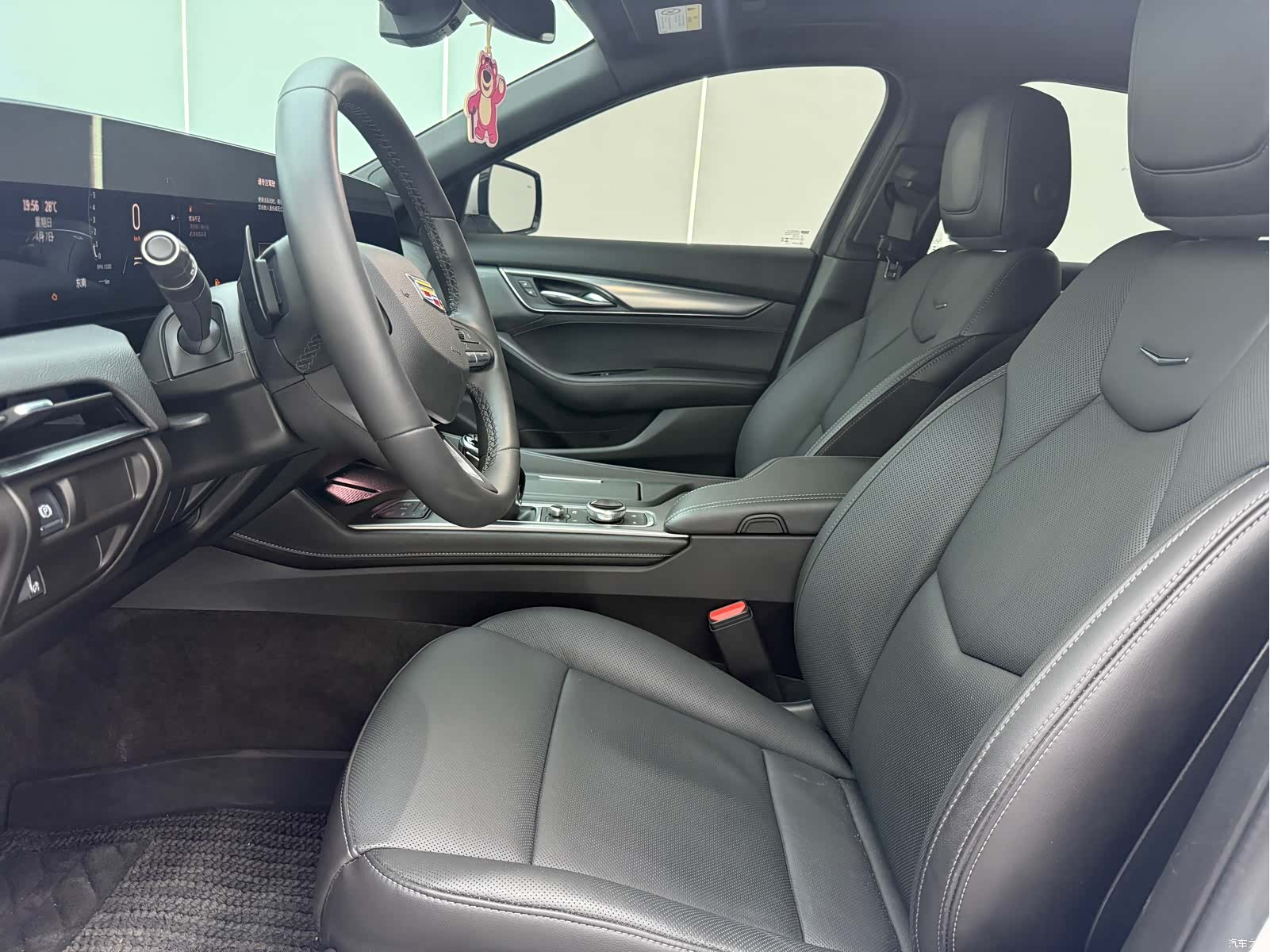 Cadillac CT5, 2024 4