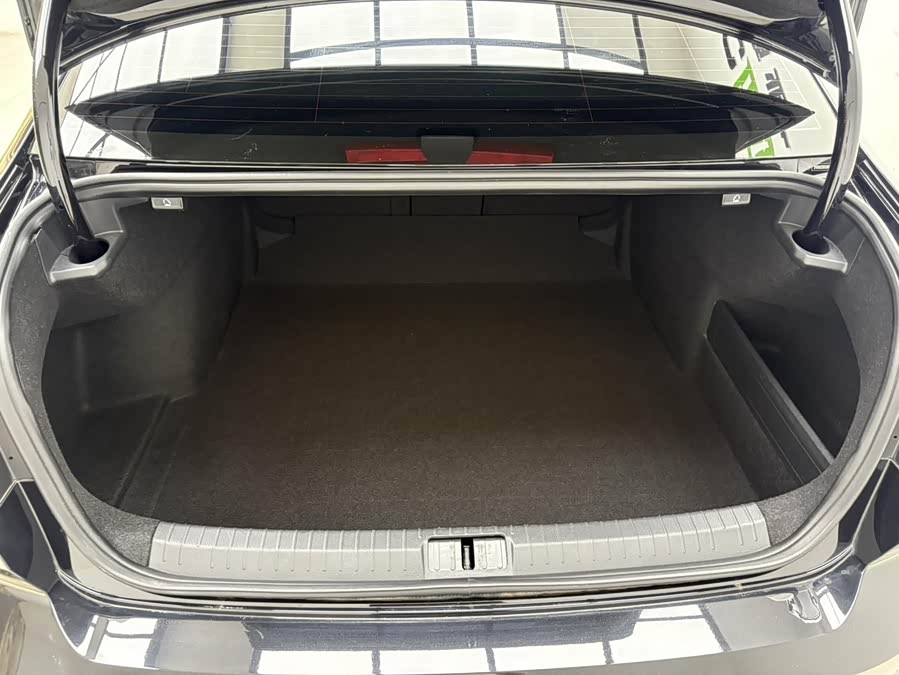 Volkswagen Magotan 2025, фото 20