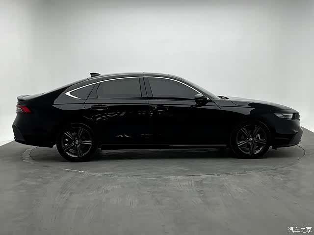 Honda Inspire, 2023 4