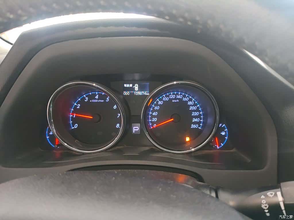 Toyota 2.5V, 2017 12