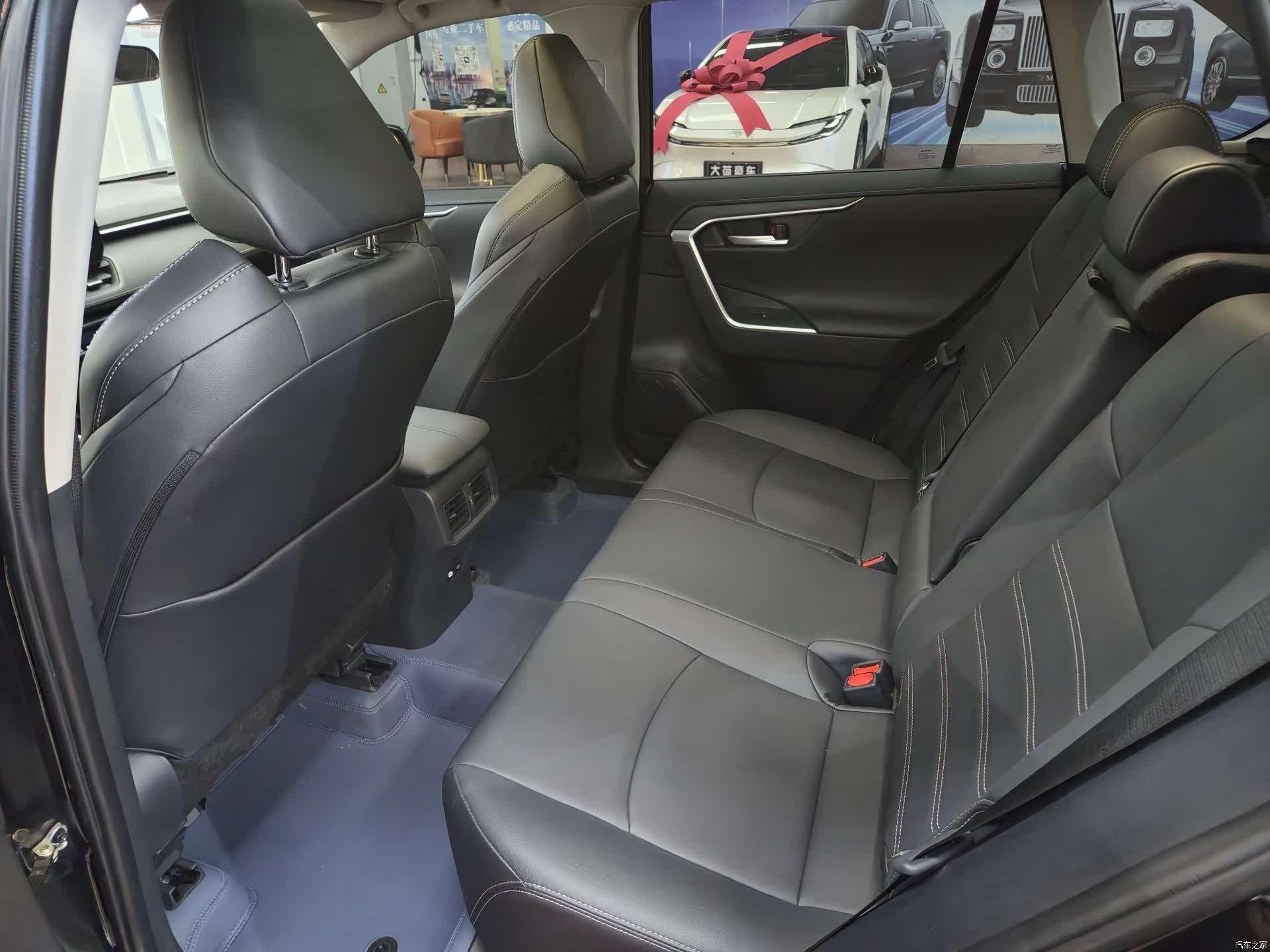 Toyota Wildlander, 2024 15