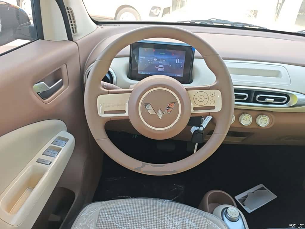 Wuling MINIEV, 2026 11