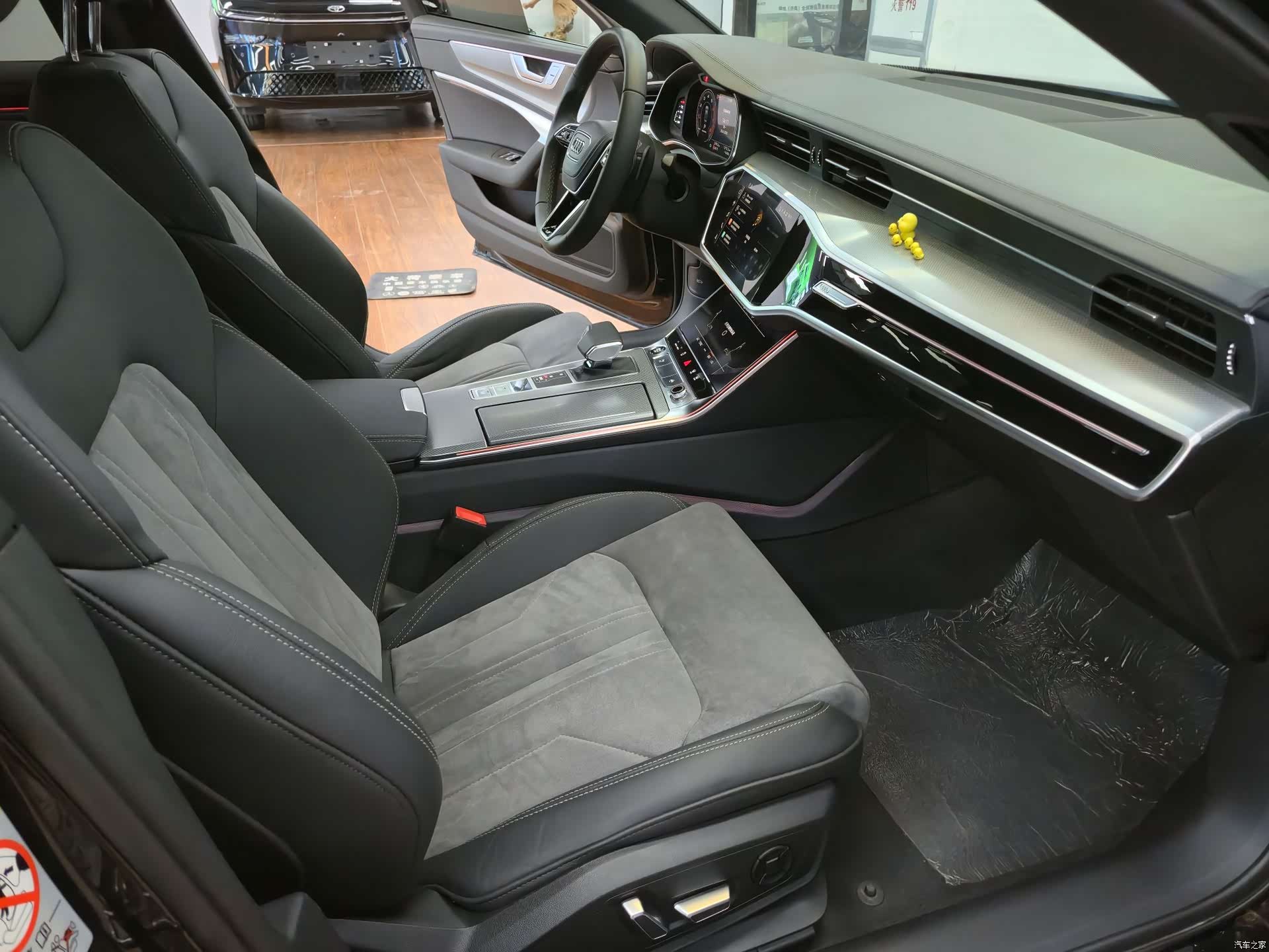 Audi A6L, 2024 14