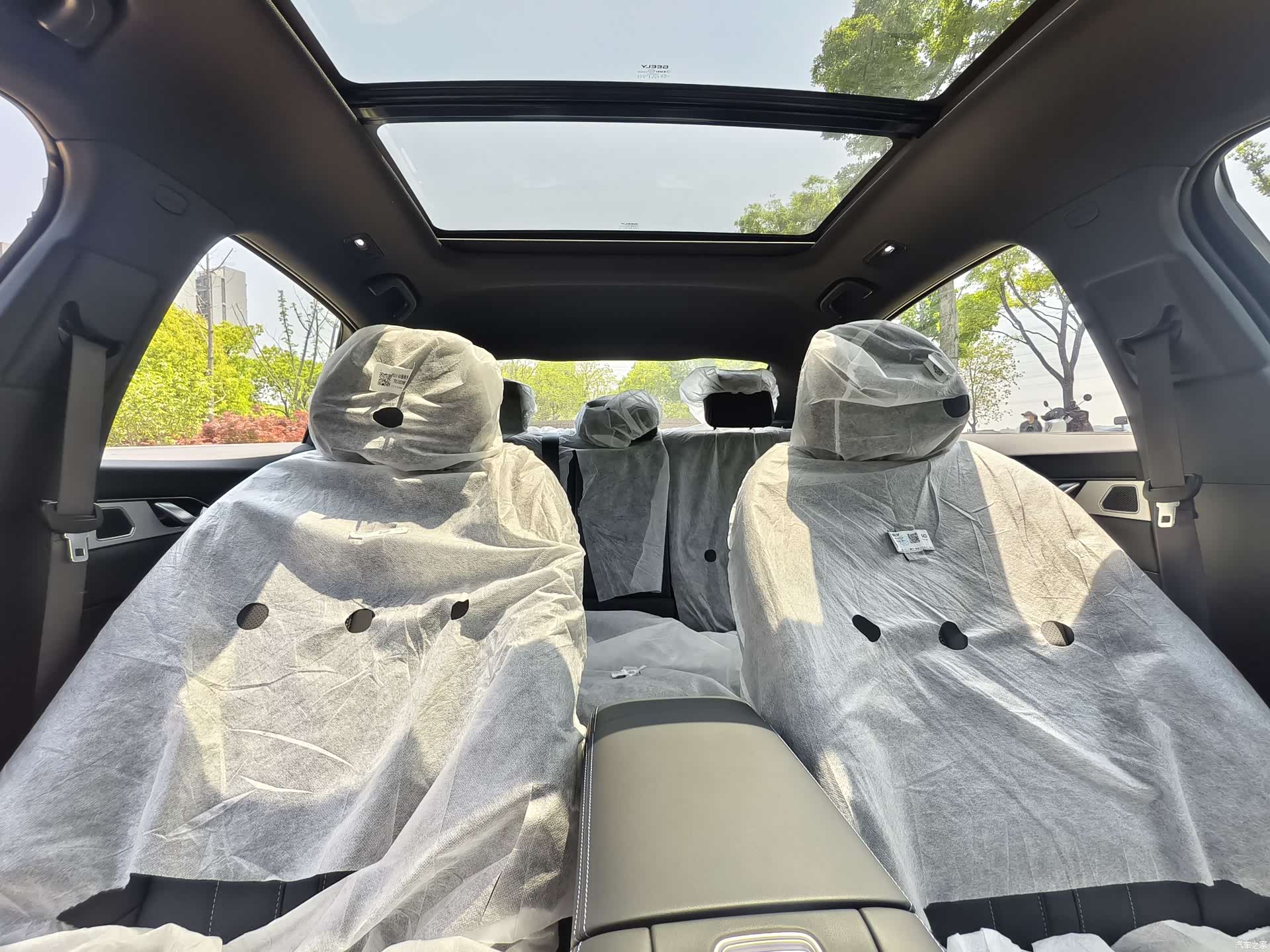 Geely Preface, 2025 14