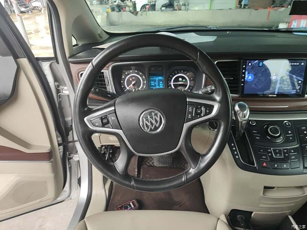 Buick GL8, 2017 11