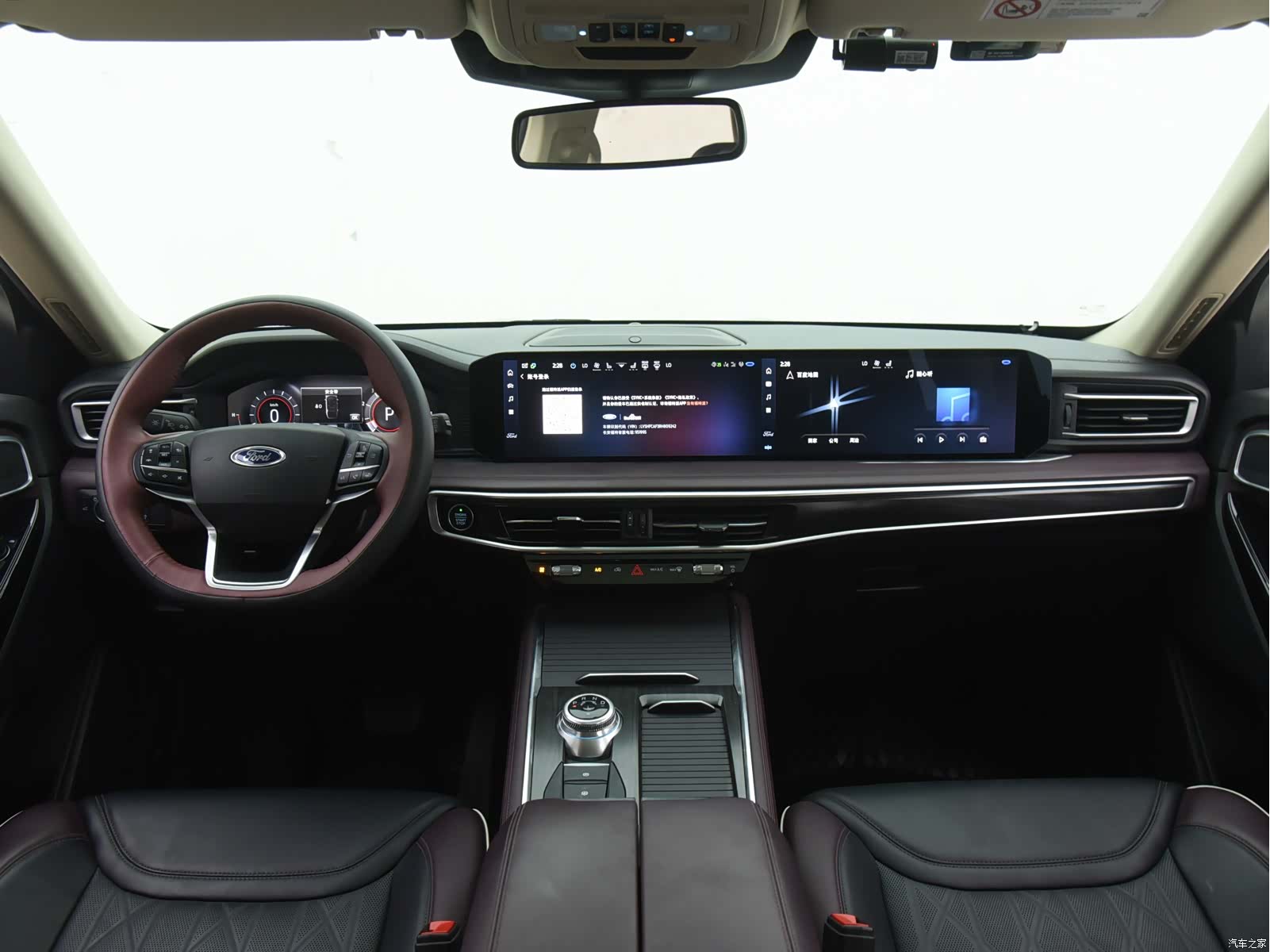Ford Explorer, 2024 15