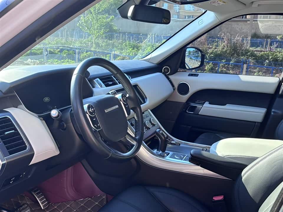 Land Rover Range Rover Sport Land Rover Range Rover Sport