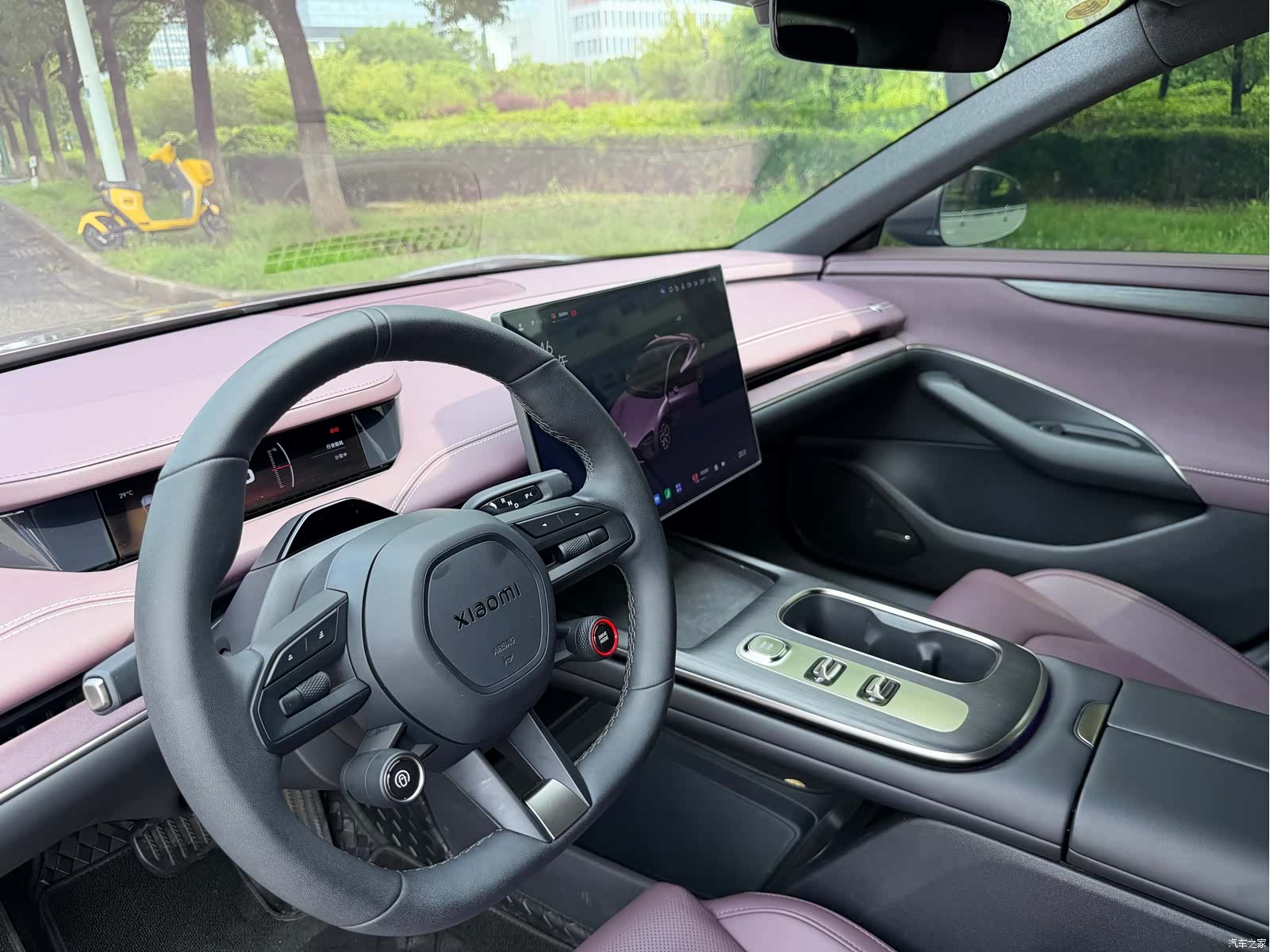 Xiaomi SU7, 2025 9