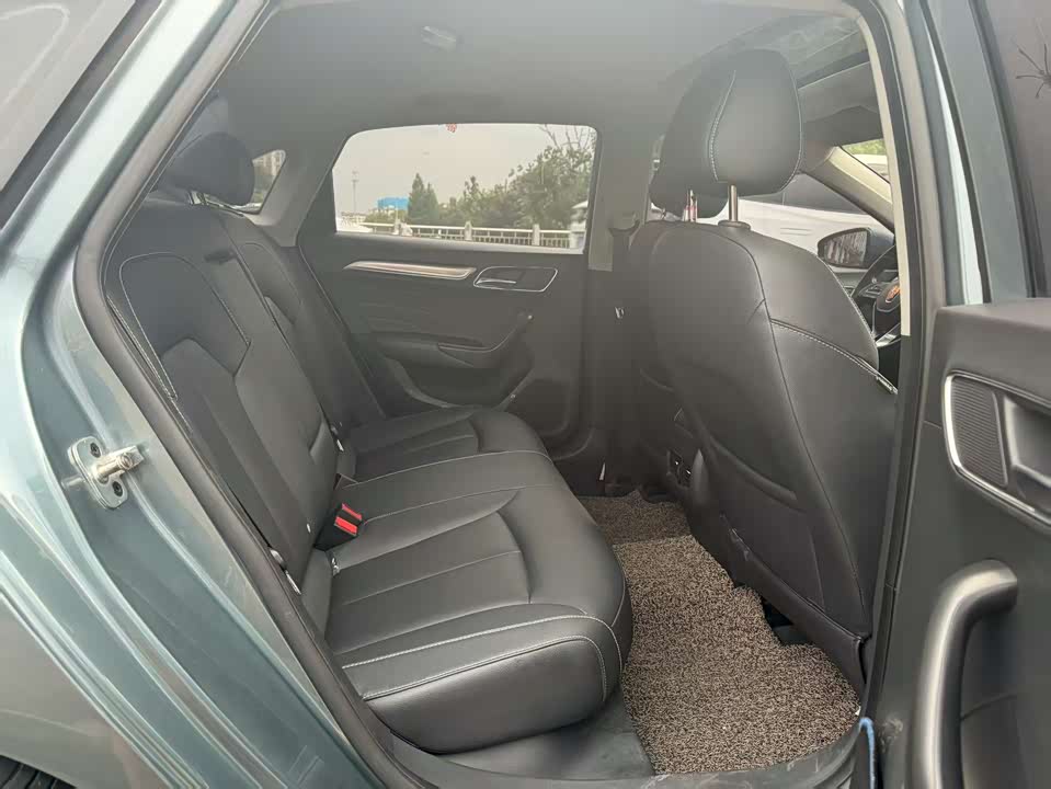 Roewe i6 Roewe i6