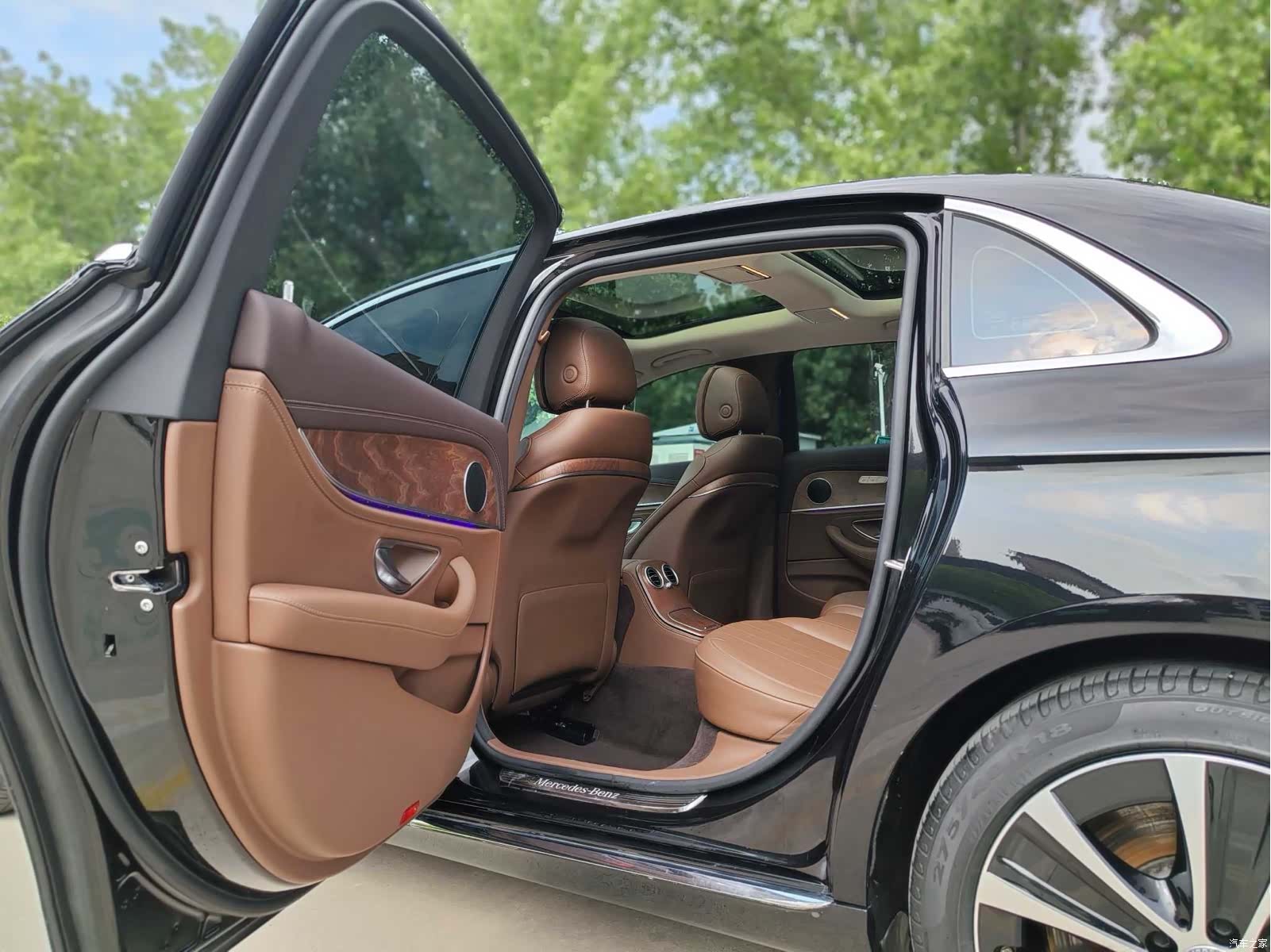Mercedes-Benz E-Class, 2022 все фото