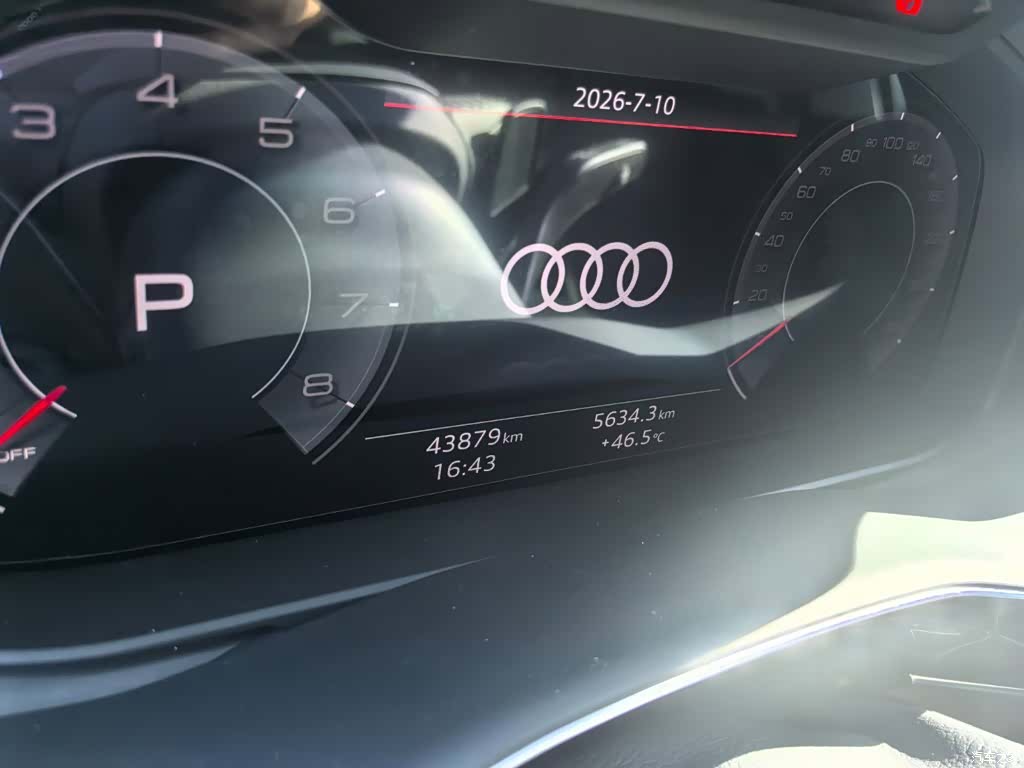 Audi Q7, 2020 все фото