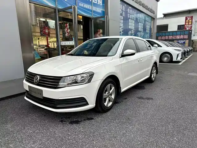 Volkswagen Lavida 2017 — купить из Китая под заказ