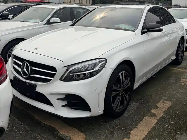 Mercedes-Benz C-Class 2018 — купить из Китая под заказ
