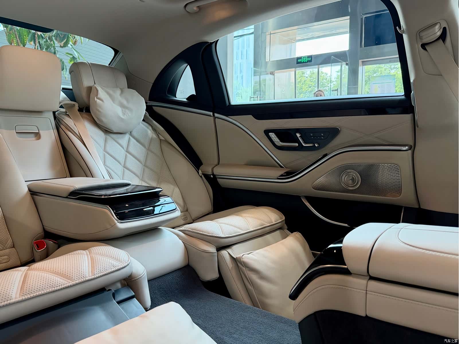 Maybach S-Class, 2024 39