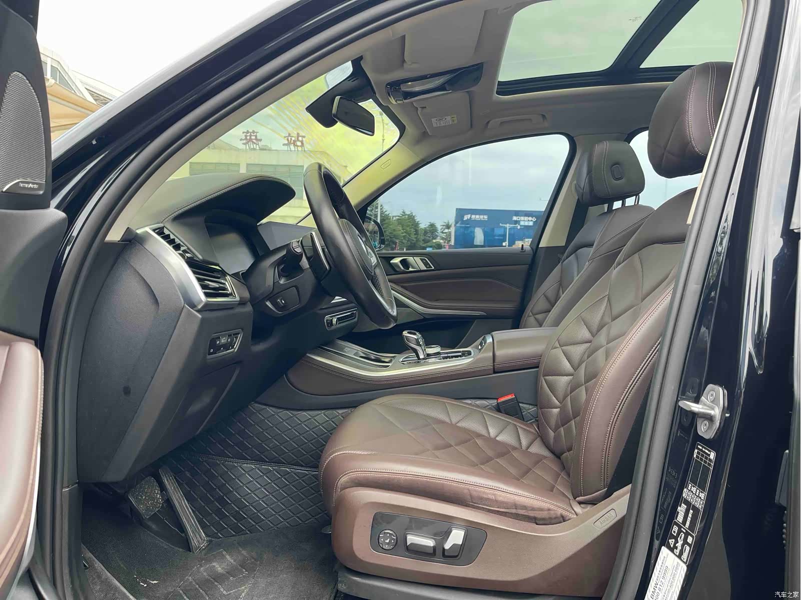 BMW X5, 2022 все фото