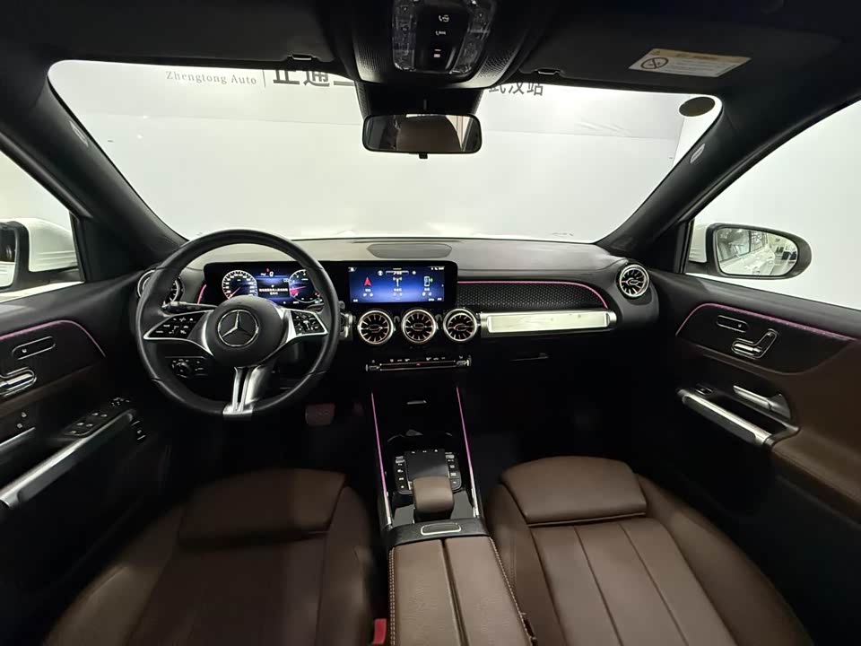 Mercedes-Benz GLB Mercedes-Benz GLB