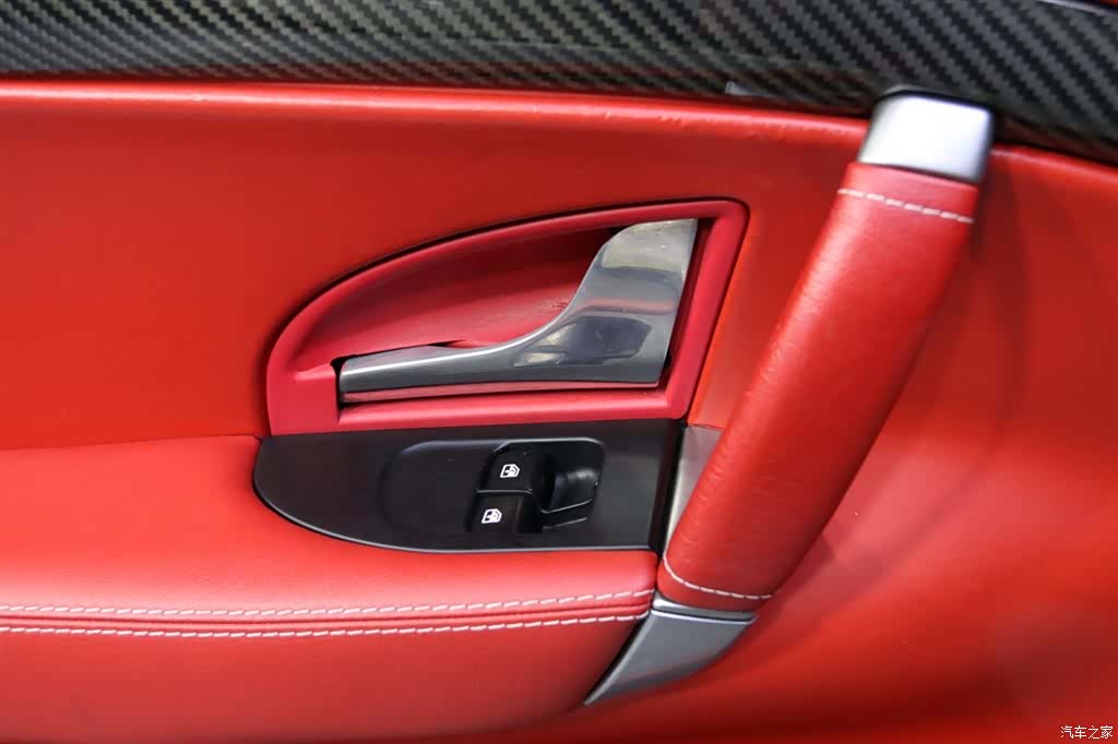 Maserati GranTurismo, 2018 11