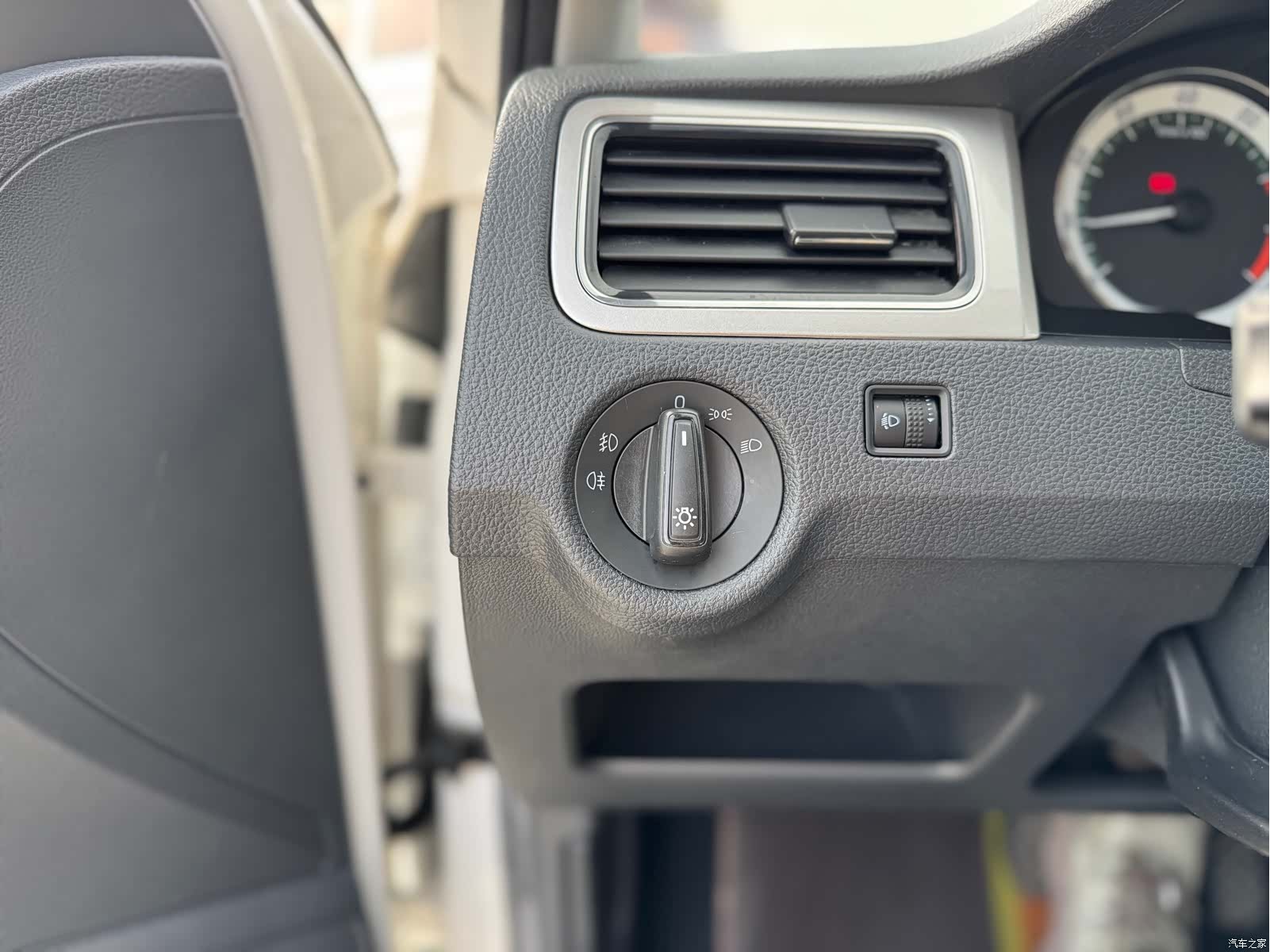 Skoda Rapid, 2019 24