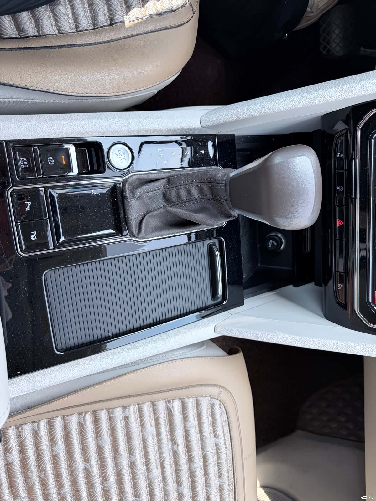 Volkswagen Viloran, 2020 21