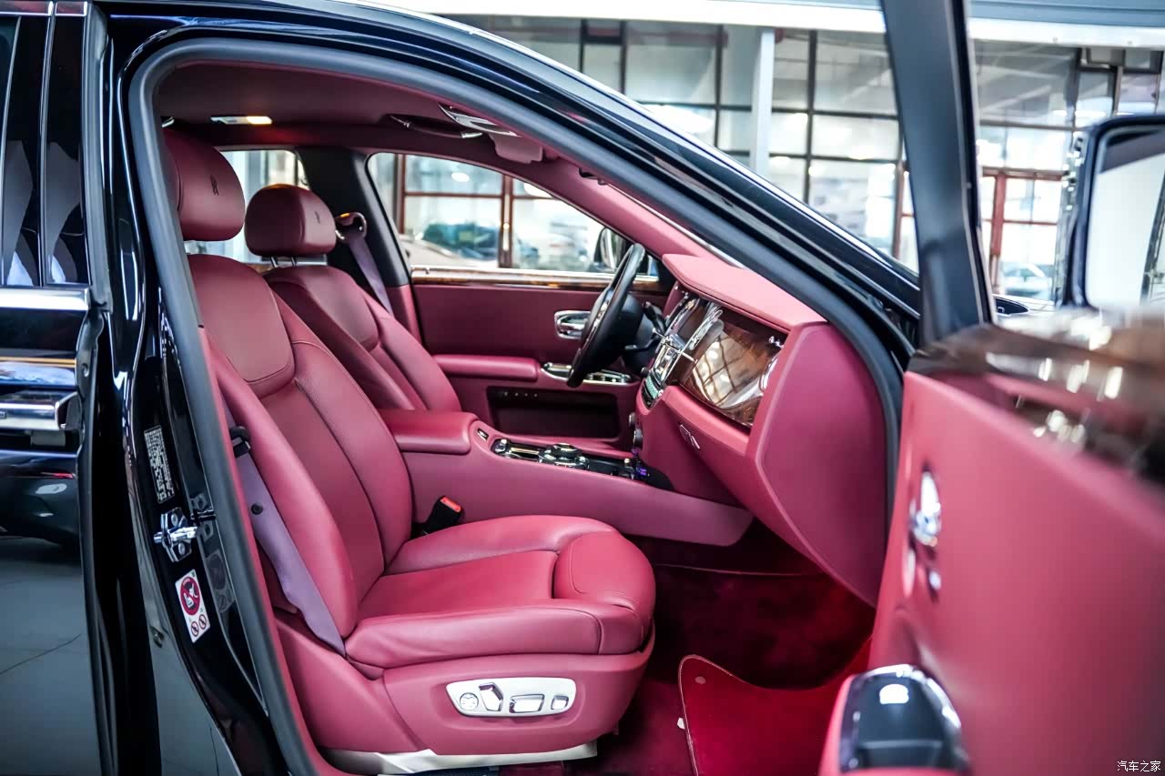 Rolls-Royce Ghost, 2017 6